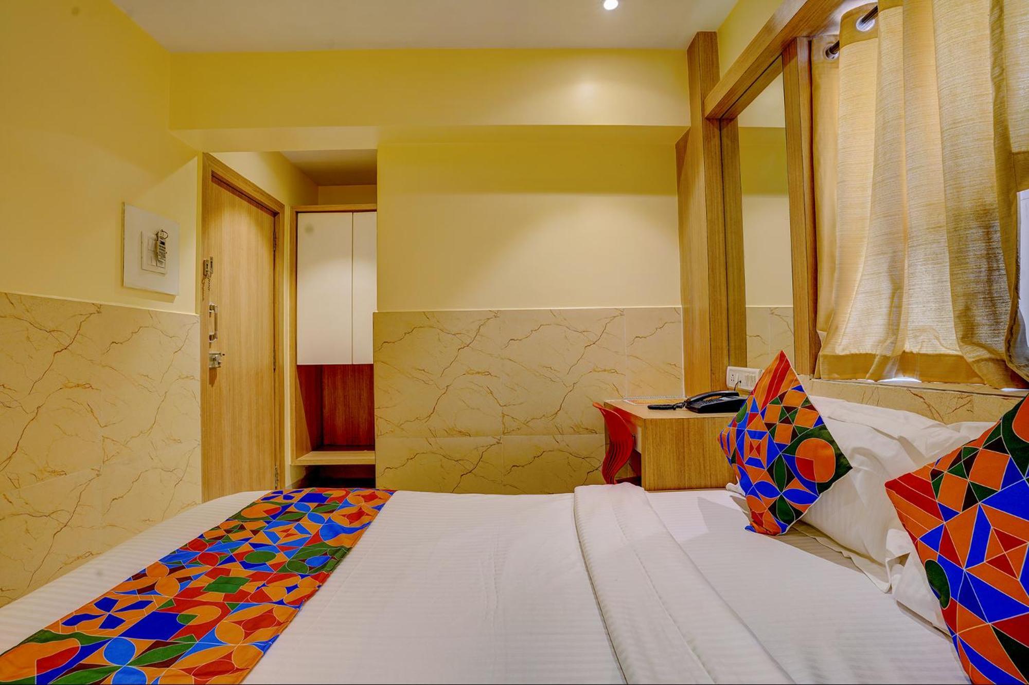Fabhotel Starwood Residency - Behind Bmw Car Showroom Navi Mumbai Buitenkant foto