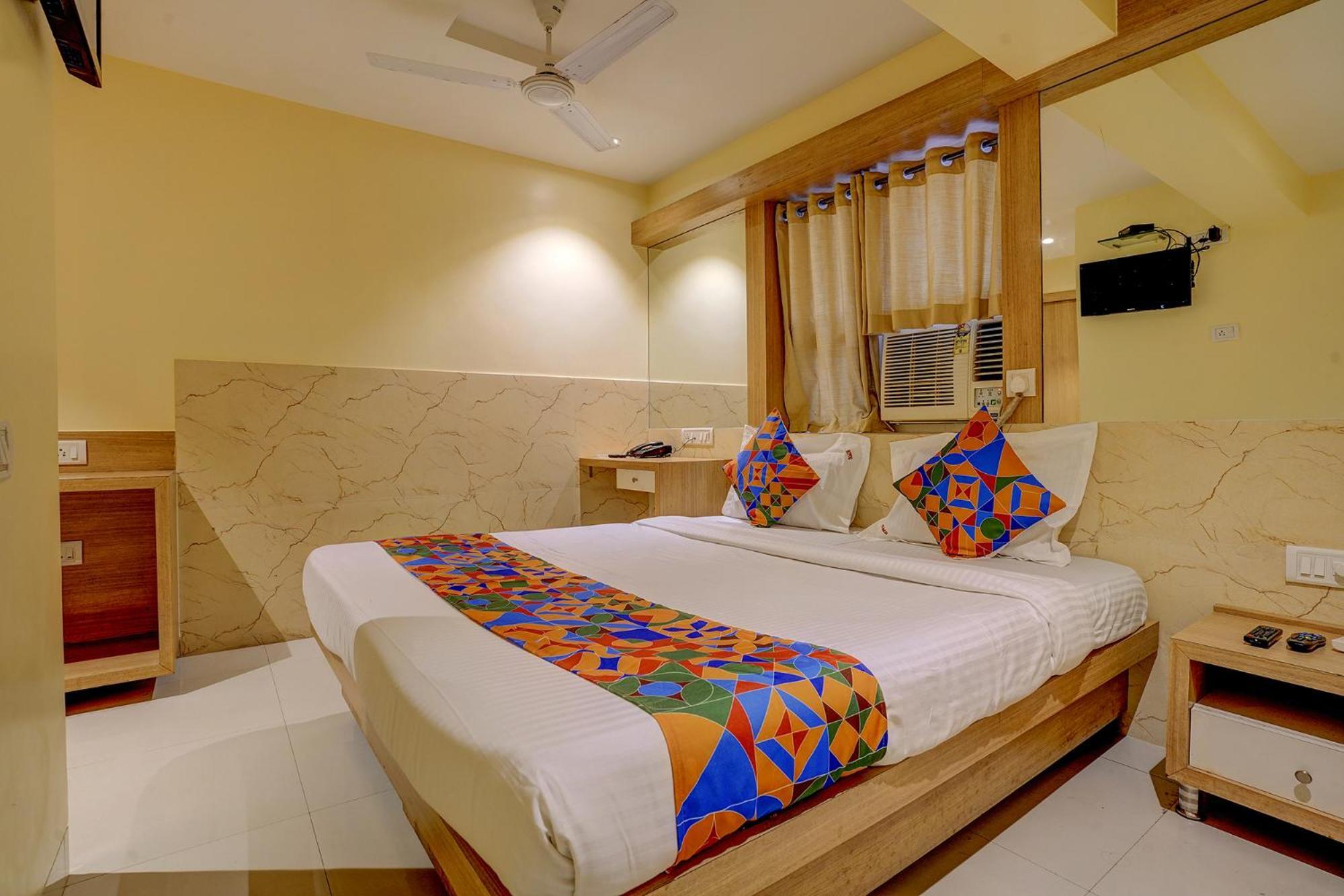 Fabhotel Starwood Residency - Behind Bmw Car Showroom Navi Mumbai Buitenkant foto