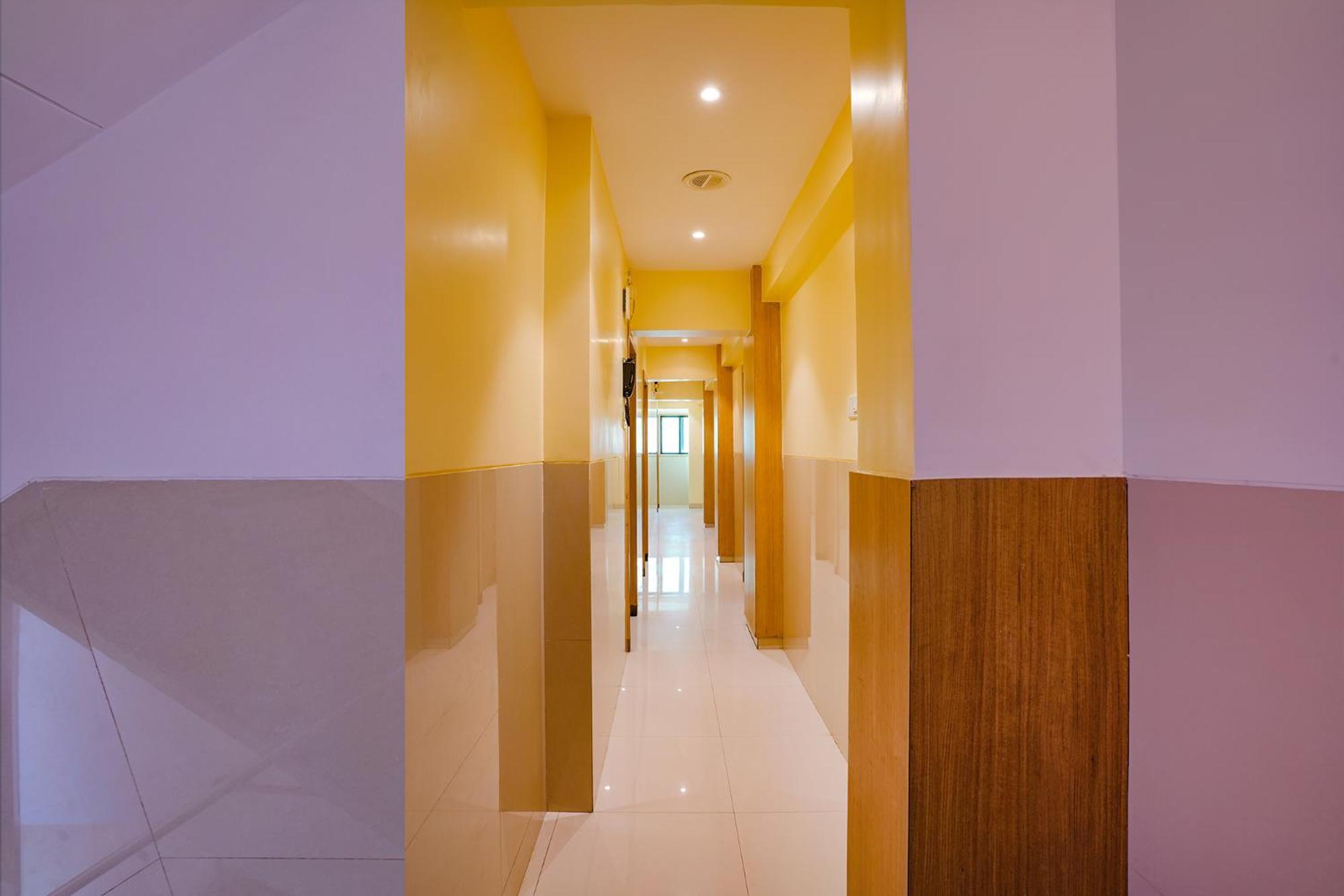 Fabhotel Starwood Residency - Behind Bmw Car Showroom Navi Mumbai Buitenkant foto